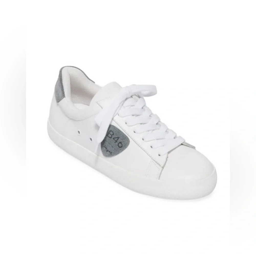 Bernardo Tatum Leather Logo Sneakers Low-Top Sneakers B46 NWOT Size 9 - Picture 2 of 14